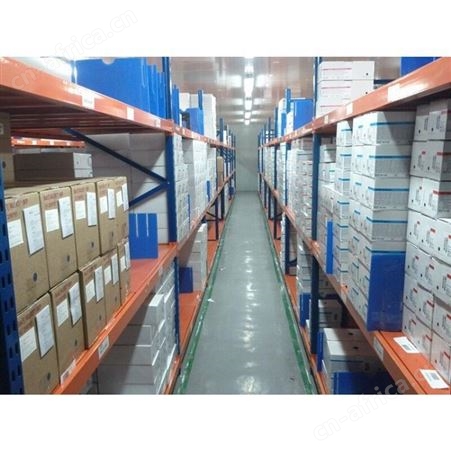 TRADE S.Y MARK电机TYPE CB4-41B0/BO 3-PHASE INDUCTIN MOTOR